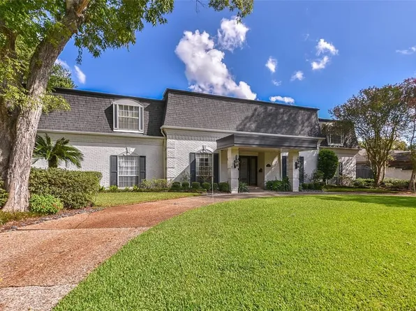 5330 Braesheather Dr, Houston, TX 77096