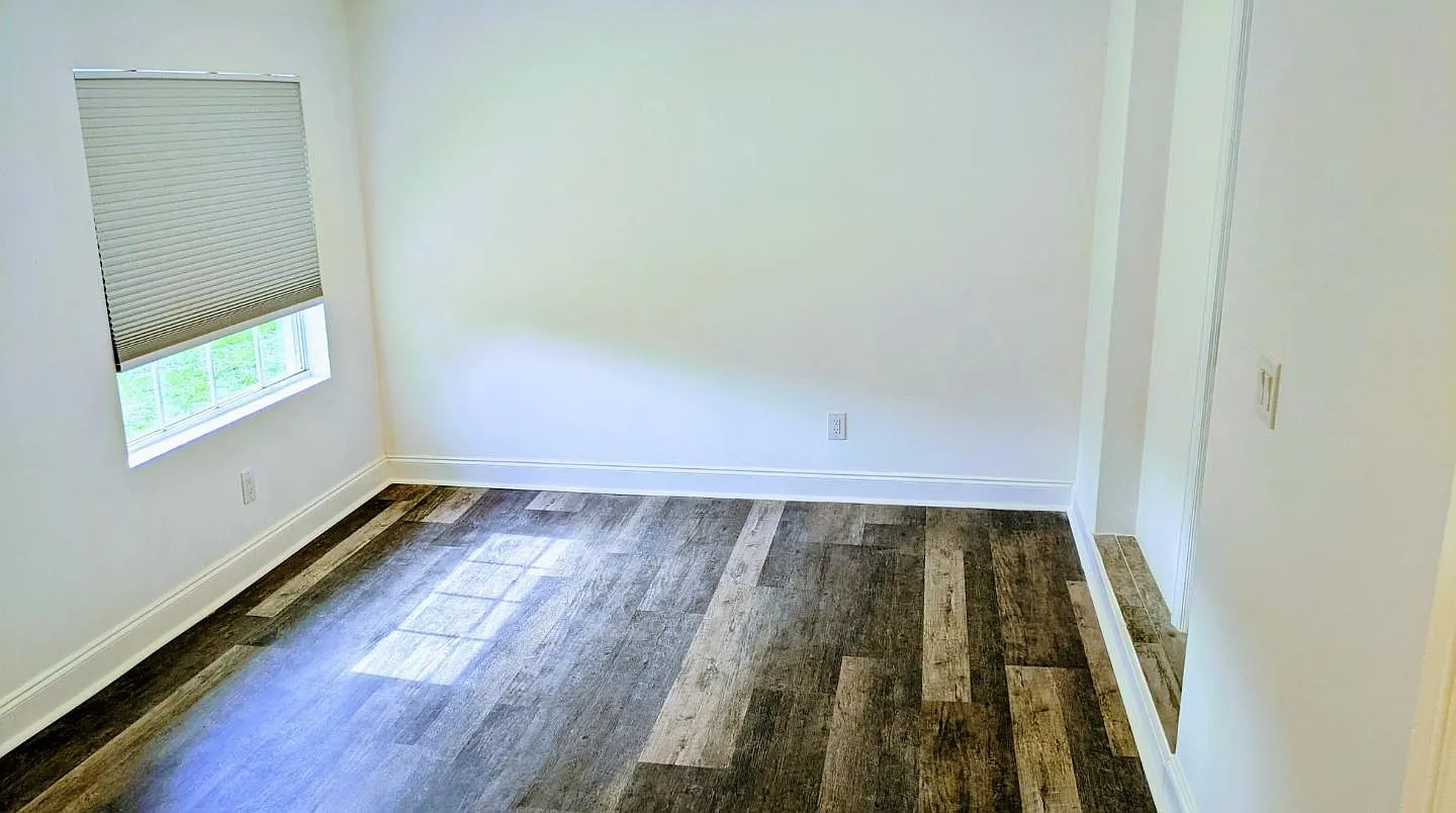3248 Connecticut Ave — Photo 2