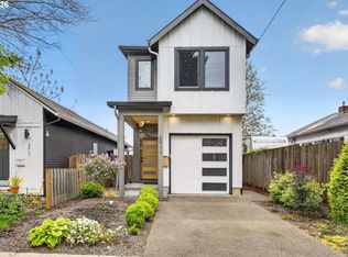 2911 N Willis Blvd, Portland, OR 97217