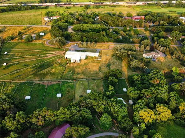 170 Pegasus Cir, Mankato, MN 56001