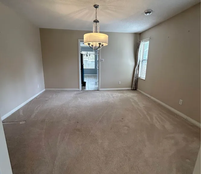 10454 Fraserglen Dr #MAIN — Photo 8