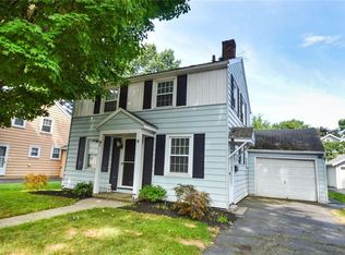 30 Parkwood Rd, Rochester, NY 14615