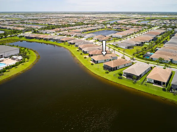 11837 SW Poseidon Way, Port St Lucie, FL 34987