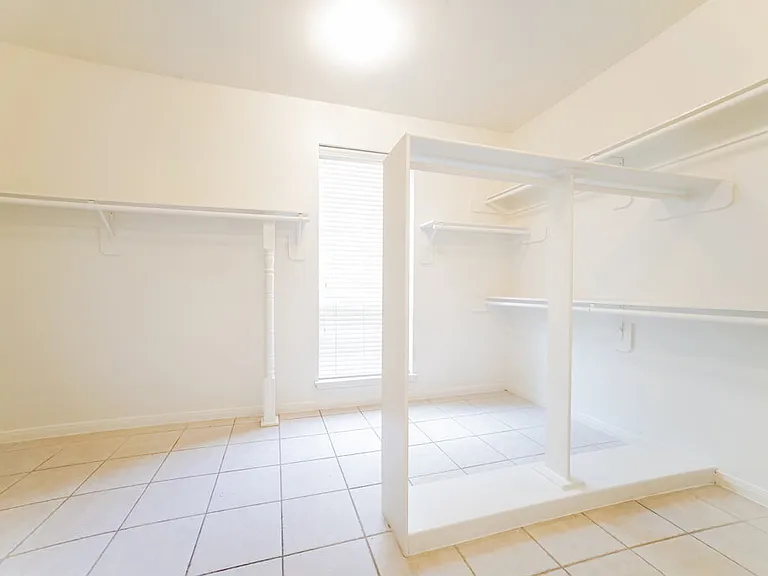 11727 Newlands Ct — Photo 19