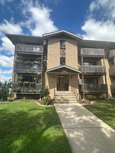 9654 Nottingham Ave APT 2C, Chicago Ridge, IL, 60415