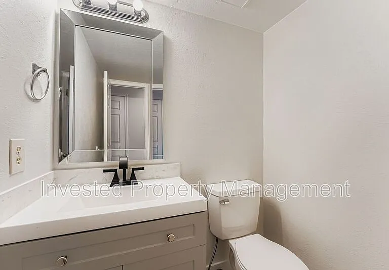 17697 E Loyola Dr #B — Photo 11
