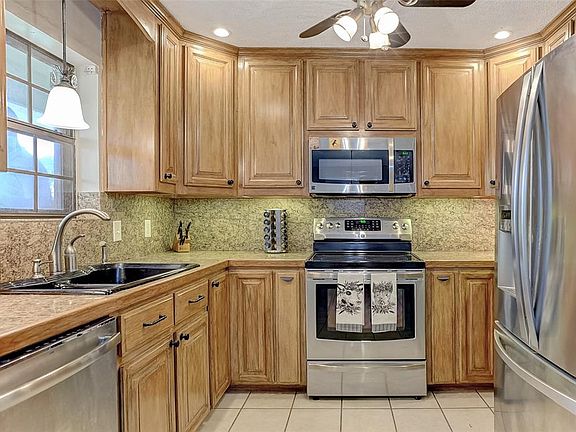 4th image of 5008 W Rolling Hills Dr