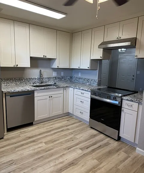 2020 Evans Rd #U13 — Photo 3