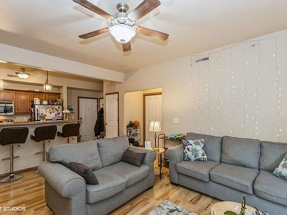 4th image of 1848 W Benton St Unit 203