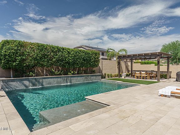 5th image of 10738 W WHITEHORN Way