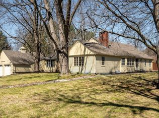 45 Knox Marsh Rd, Dover, NH 03820