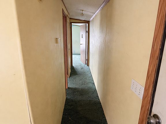5th image of 11 Jacob Ln #11