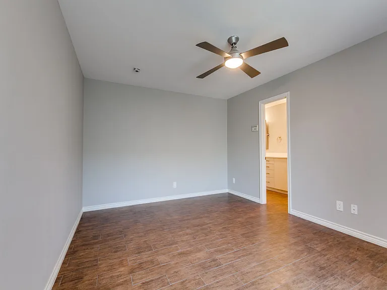 6707 Hillwood Ln — Photo 18