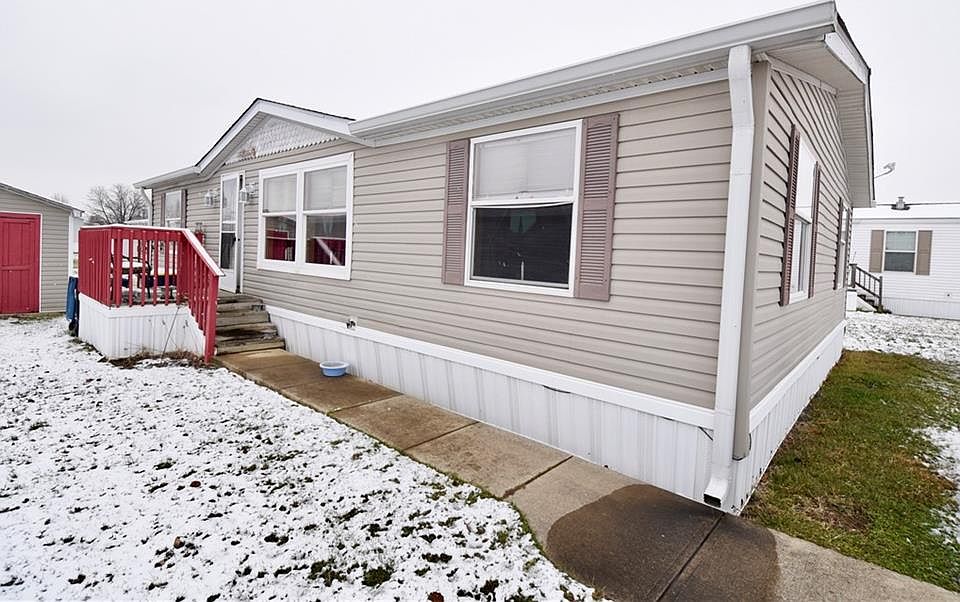 1st image of 112 Pebble Creek Dr