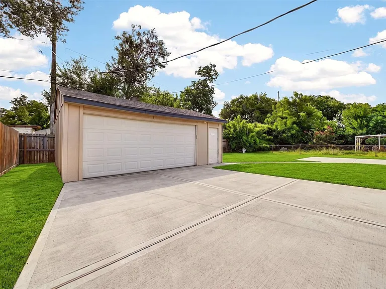 1202 Dogwood Dr — Photo 39