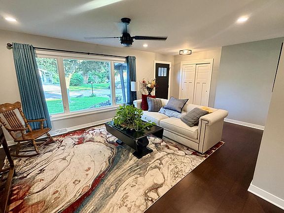 4th image of 5938 Sugarbush LANE