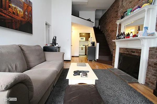 Rented by Citi Habitats | media 28