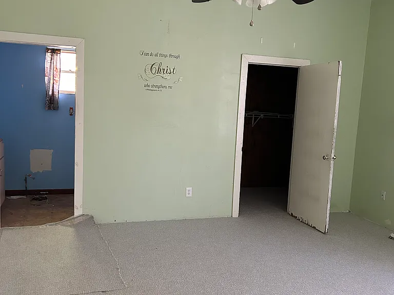 307 Columbia Rd — Photo 4