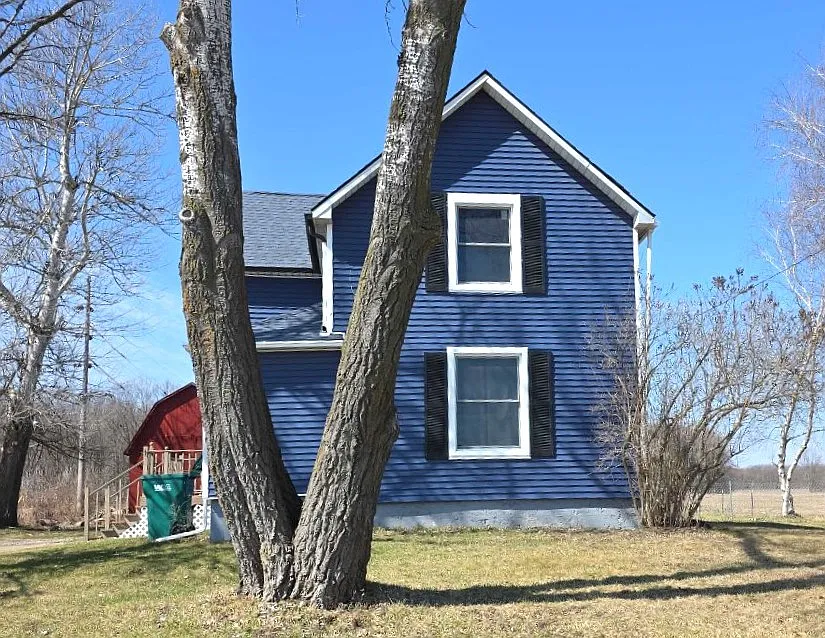 2255 N Van Dyke Rd photo 1