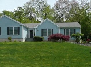6 Lakewood Dr, Norwalk, CT 06851