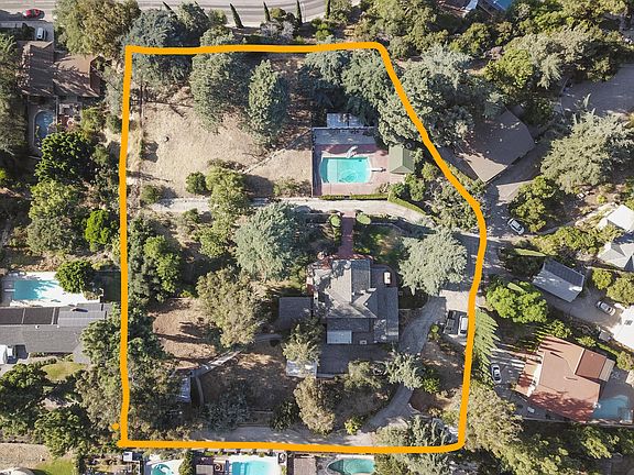 2nd image of 2757 Fierro Cir