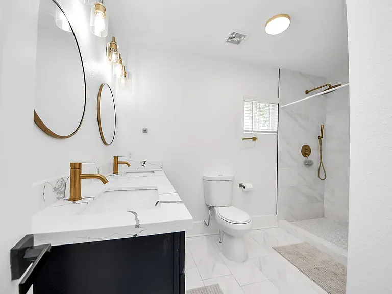 7003 Darien St — Photo 27