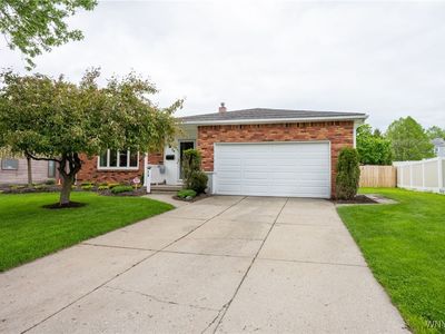 74 Pine Ct N, Buffalo, NY, 14224
