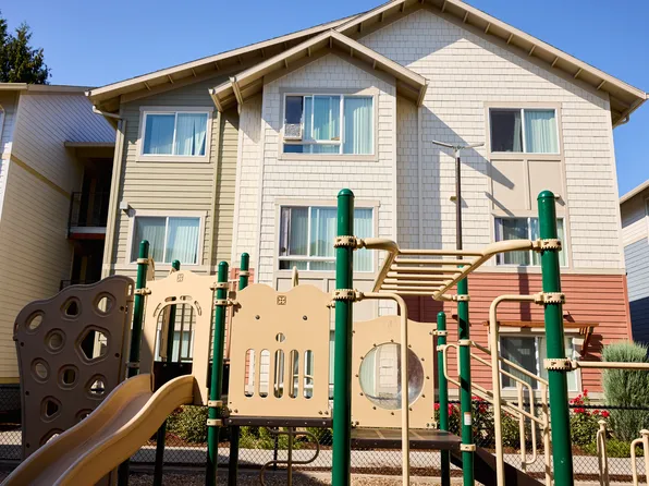 Fern Grove Apartments