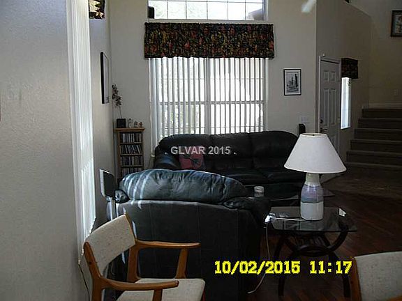 3rd image of 1716 Royal Canyon Dr