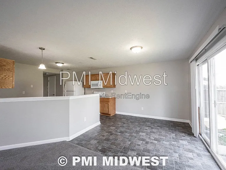 11550 Signet Ln — Photo 8