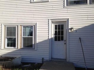 27 Village St APT 3, Medway, MA 02053