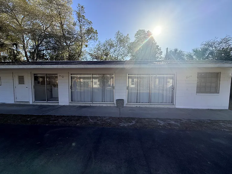 135 W Minnesota Ave #8 — Photo 22