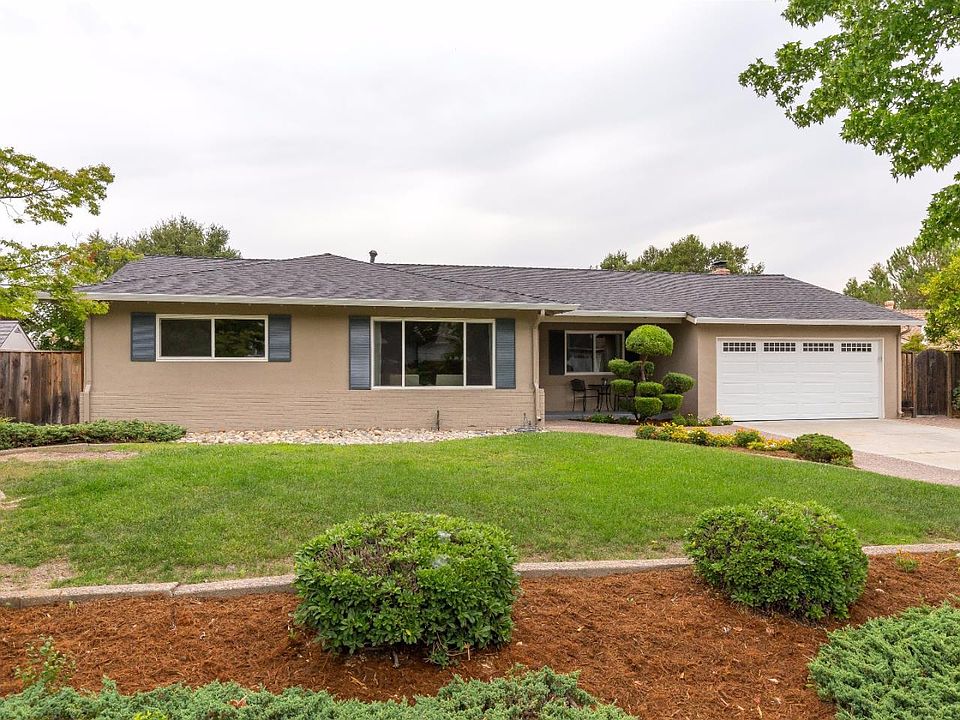 1st image of 105 Belvue Dr