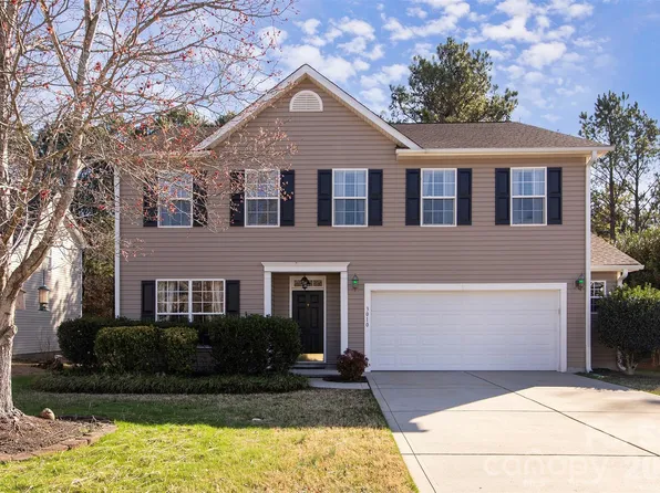 3010 Council Fire Cir, Indian Trail, NC 28079