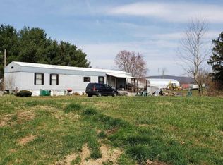 466 Scotch Pine Rd, Dillsburg, PA 17019