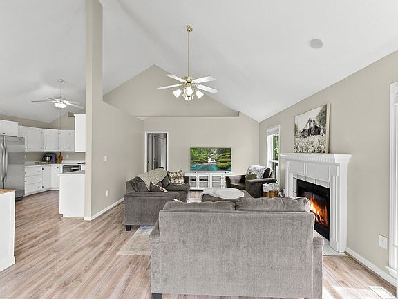 5th image of 11 Heathfield Ct