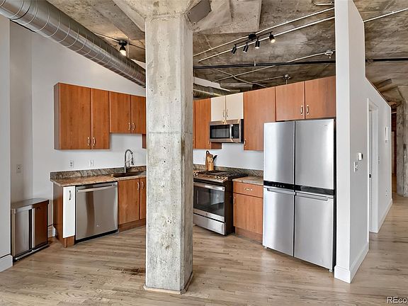 5th image of 2500 Walnut Street #312
