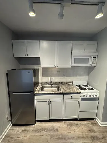 724 Delta Ave #7 Photo 1