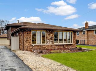 7835 Stickney Ave, Bridgeview, IL 60455