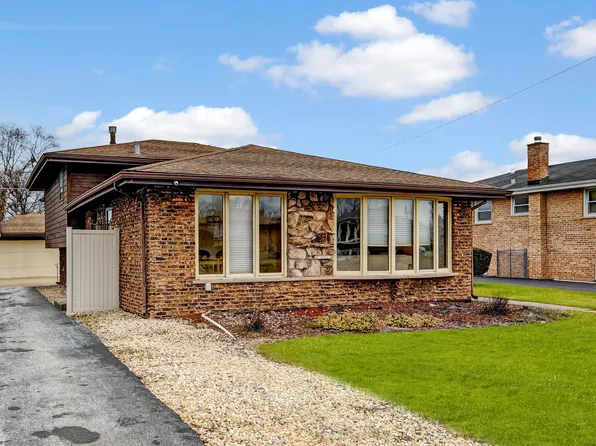 7835 Stickney Ave, Bridgeview, IL 60455