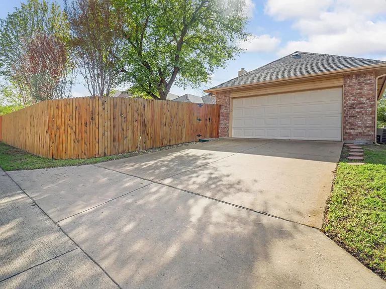 102 Whipperwill Way — Photo 36