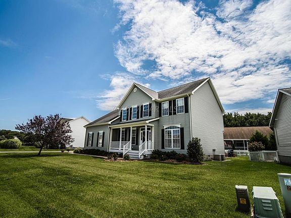 Side house/Side yard
