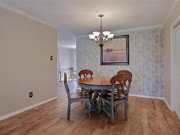 5th image of 5029 Watkins Cir