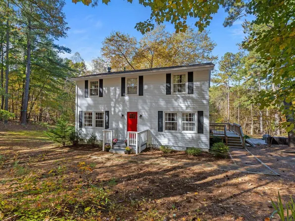 3328 Martin Kings Rd, Charlottesville, VA 22902