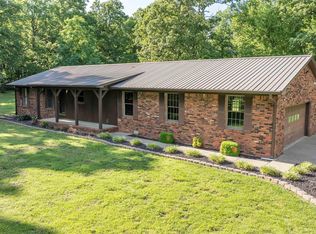 2156 Poor Farm Rd, Murray, KY 42071