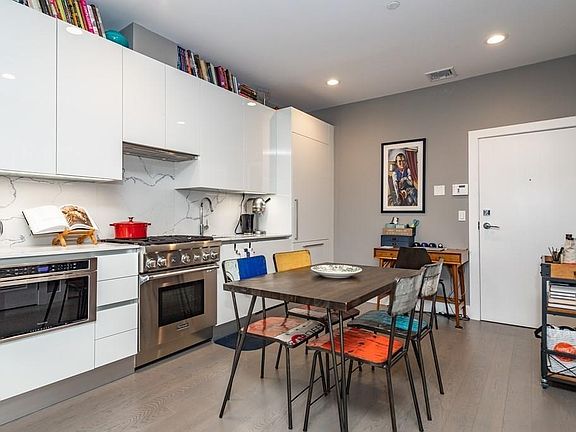 2nd image of 39 A St Unit 3