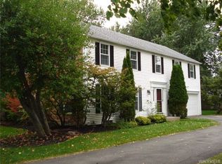 71 Old Orchard St, Amherst, NY 14221