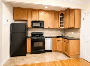 29-16 Newtown Ave #1W, Astoria, NY 11102