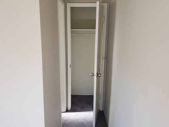 5th image of 4824 E 61st St APT D