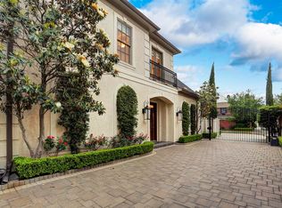 2300 Nantucket Dr, Houston, TX 77057